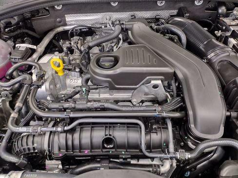 New 2025 Volkswagen Jetta SE image 6