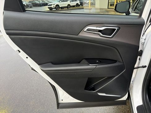 Certified 2023 Kia Sportage SX image 21