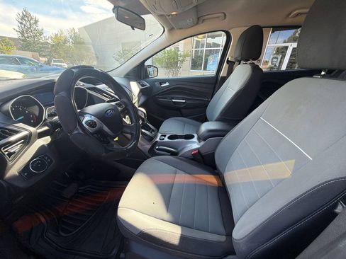 Used 2015 Ford Escape SE AWD/4WD image 12
