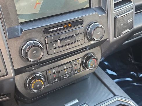 Used 2018 Ford F150 XLT w/ Equipment Group 302A Luxury RWD image 24