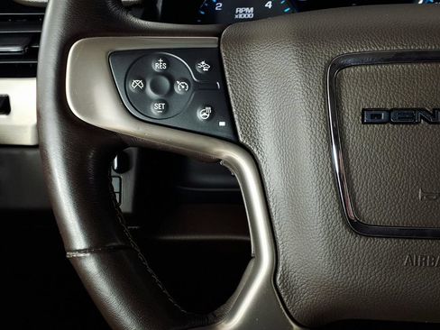 Used 2019 GMC Yukon Denali w/ Denali Ultimate Package RWD image 19