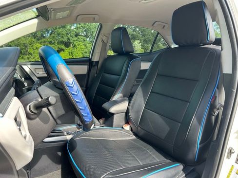 Used 2015 Toyota Corolla LE FWD image 15