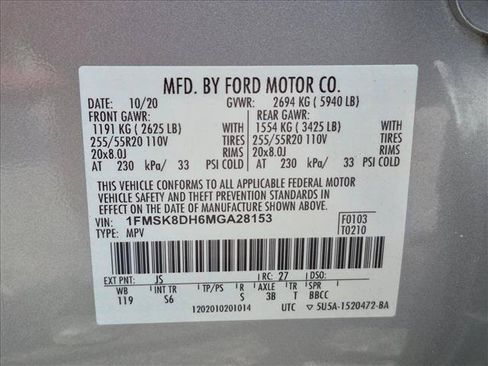 Used 2021 Ford Explorer XLT w/ Equipment Group 202A AWD/4WD image 16