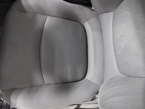 Used 2021 Toyota Corolla LE FWD image 13