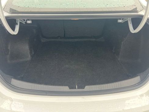 Used 2024 Chevrolet Malibu LT image 19