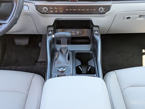 New 2026 Kia Sorento S FWD image 24