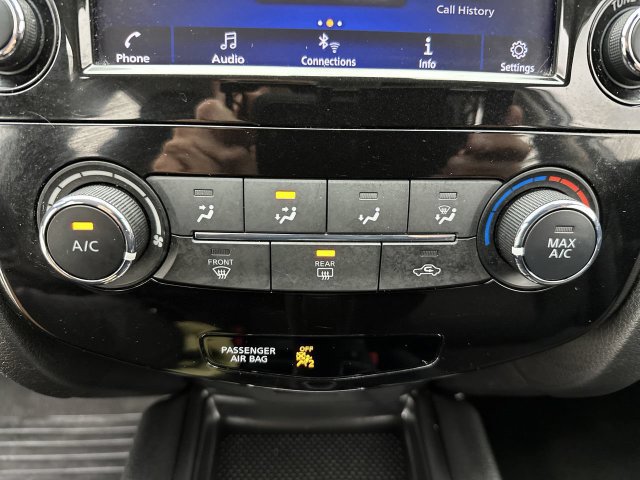 Used 2020 Nissan Rogue S w/ Special Edition Package AWD/4WD image 18