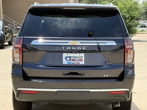 Used 2022 Chevrolet Tahoe LT w/ Luxury Package RWD image 6