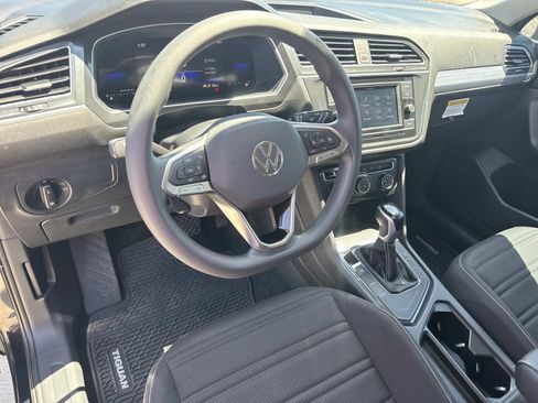 Used 2023 Volkswagen Tiguan S FWD image 17