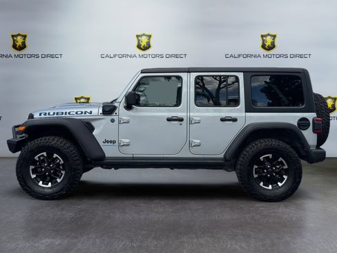 Used 2024 Jeep Wrangler Unlimited Rubicon 4xe w/ Technology Group AWD/4WD image 2