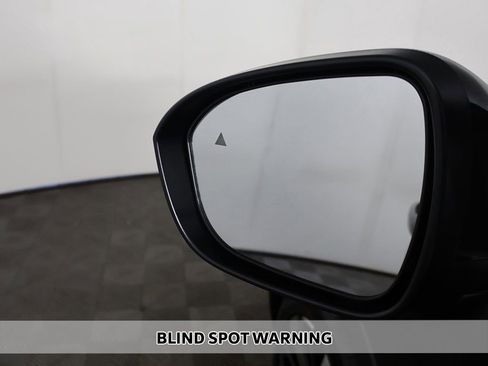 New 2025 Mitsubishi Outlander SE image 8