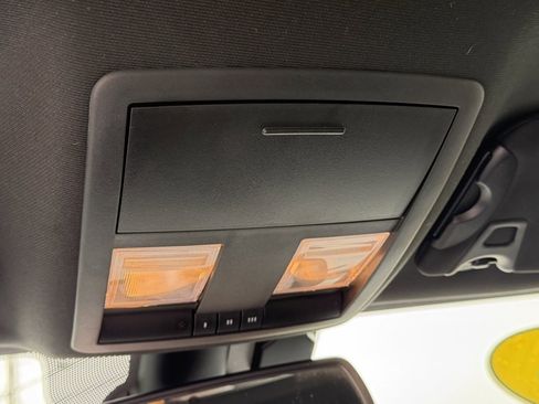 Used 2023 Dodge Challenger R/T w/ Blacktop Package image 28