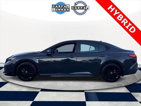 Certified 2025 Toyota Camry SE image 4