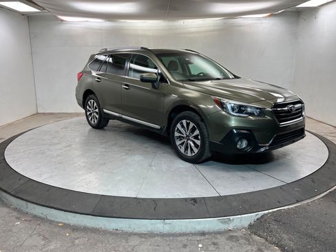 Used 2019 Subaru Outback 3.6R Touring image 8