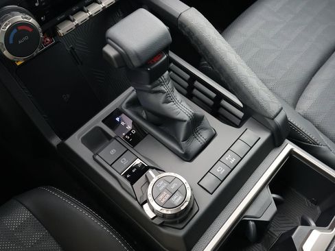 New 2026 Toyota 4Runner TRD Off-Road Premium image 24