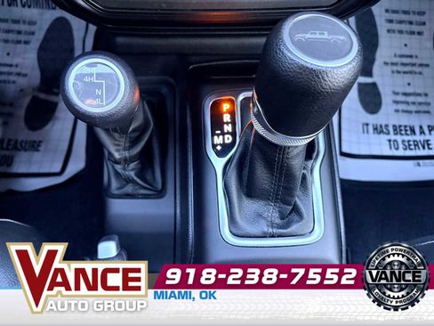 Used 2021 Jeep Gladiator Sport image 23