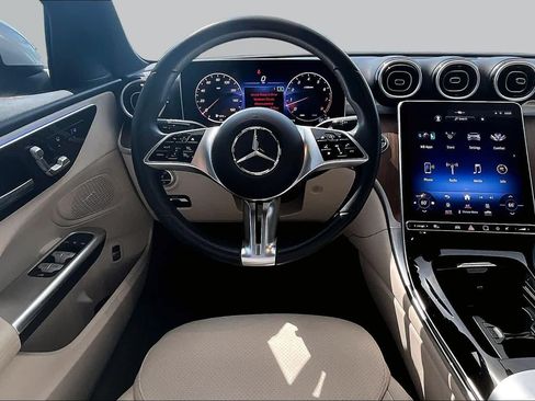 Used 2024 Mercedes-Benz C 300 Sedan image 6