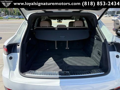Used 2019 Porsche Cayenne AWD/4WD image 9