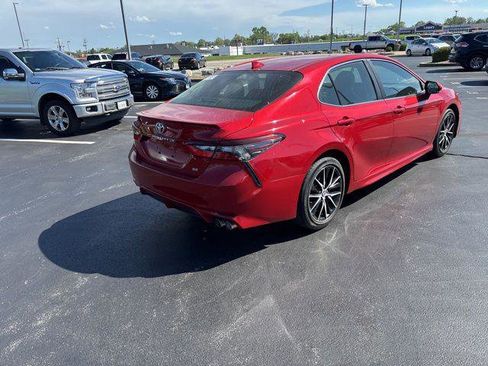 Certified 2023 Toyota Camry SE image 5