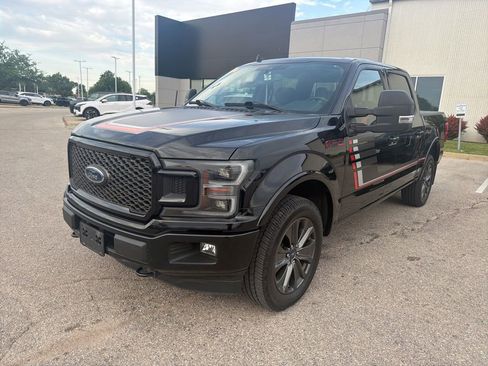 Used 2018 Ford F150 Lariat w/ Equipment Group 502A Luxury AWD/4WD image 2