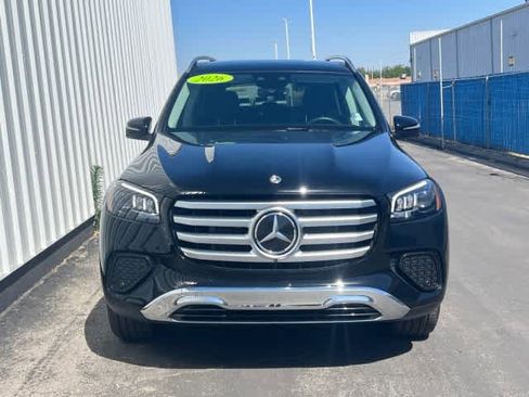 Used 2026 Mercedes-Benz GLS 450 4MATIC image 2