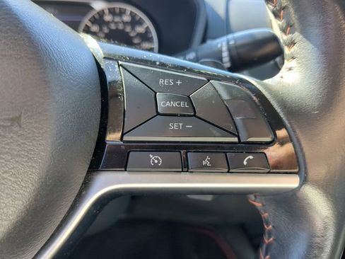 Used 2024 Nissan Altima 2.5 SR FWD image 29
