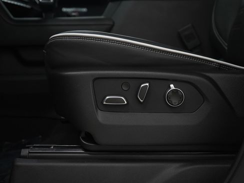 Used 2024 GMC Sierra 1500 AT4X AWD/4WD image 24