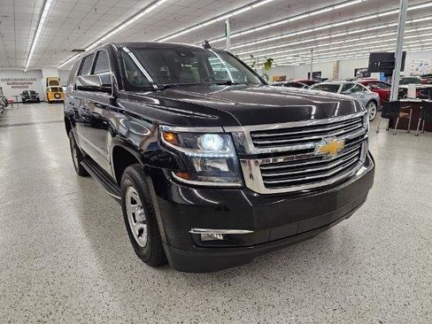 Used 2015 Chevrolet Tahoe LTZ image 3