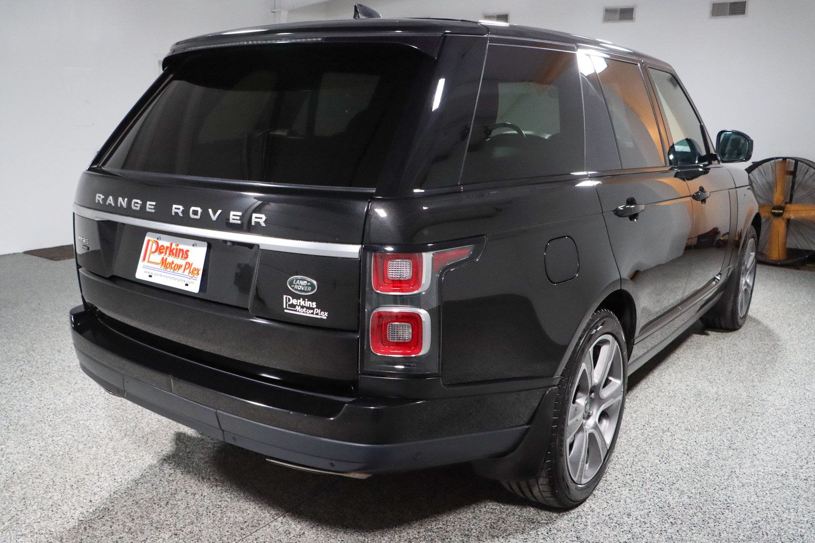 Used 2020 Land Rover Range Rover HSE AWD/4WD image 7