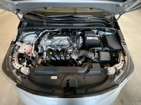 Used 2022 Toyota Corolla LE w/ Carpet Mat Package (TMS) FWD image 25