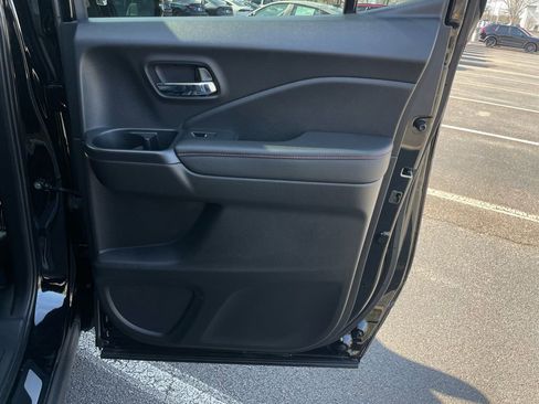 Certified 2025 Honda Ridgeline Black Edition image 35