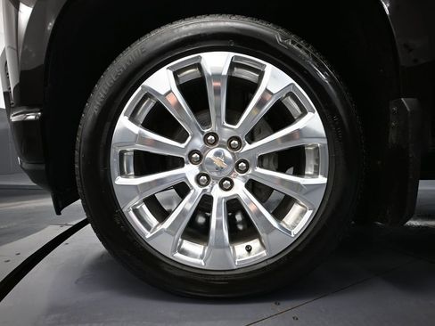 Used 2020 Chevrolet Silverado 1500 High Country AWD/4WD image 18