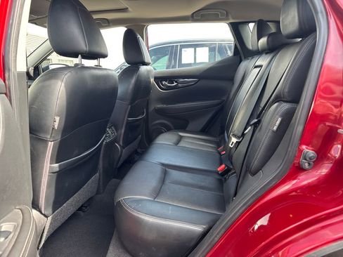 Used 2021 Nissan Rogue Sport SL w/ Premium Package FWD image 10