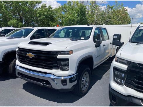 New 2025 Chevrolet Silverado 3500 W/T image 2
