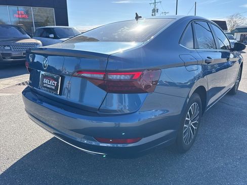 Used 2020 Volkswagen Jetta SE image 5