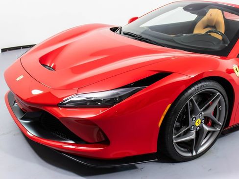 Certified 2023 Ferrari F8 Tributo RWD image 30