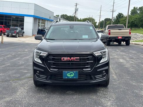 Certified 2024 GMC Terrain SLT w/ Tech Package AWD/4WD image 8