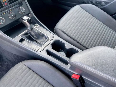 Used 2024 Volkswagen Jetta S image 16