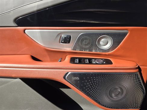 Used 2024 Lincoln Nautilus Black Label image 22