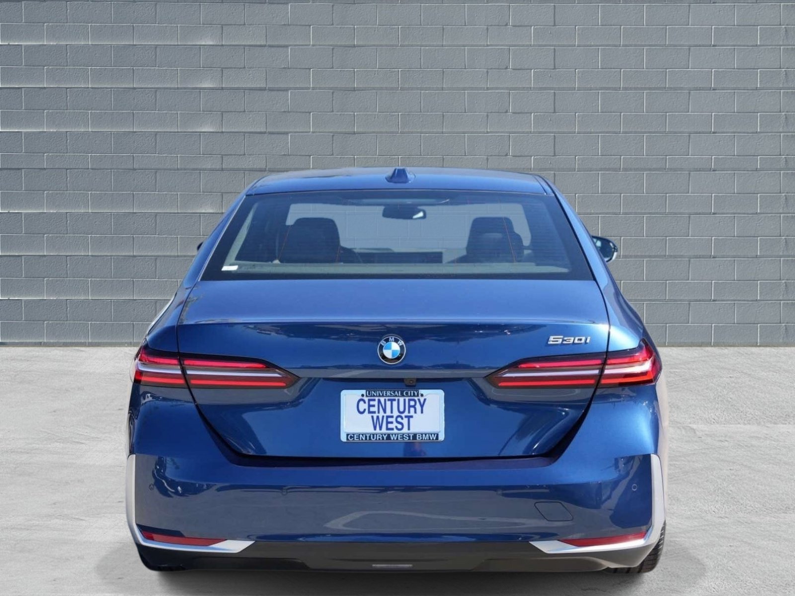 Used 2025 BMW 530i RWD image 4