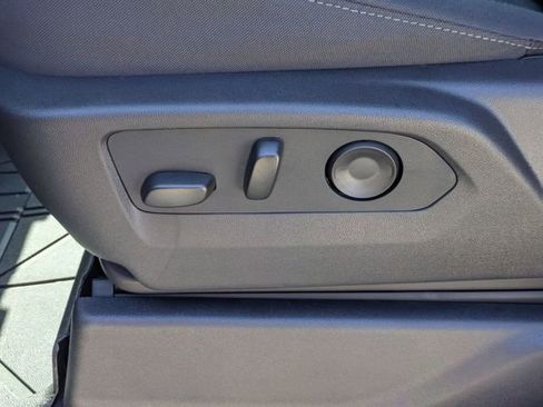 New 2026 Chevrolet Silverado 1500 Custom AWD/4WD image 11