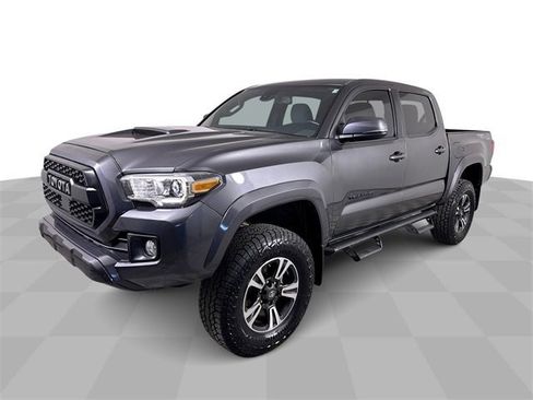 Used 2019 Toyota Tacoma TRD Sport w/ Technology Package image 1