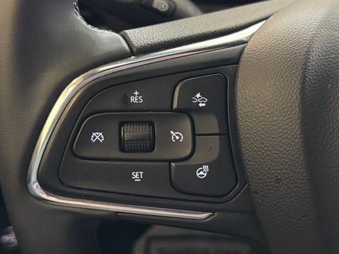 Used 2025 Buick Envista Preferred w/ Convenience I Package image 34