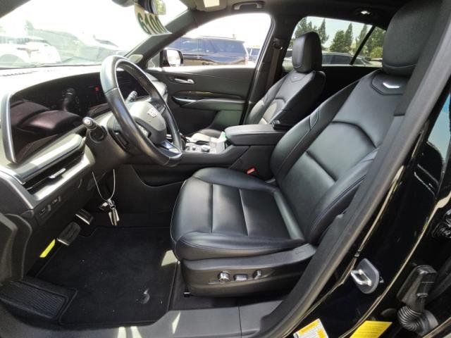 Used 2024 Cadillac XT4 Sport w/ Cold Weather Package FWD image 6