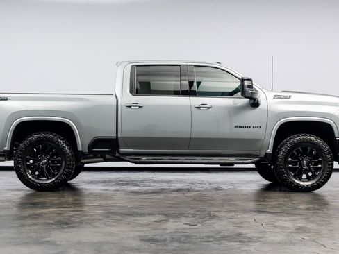 Used 2025 Chevrolet Silverado 2500 LTZ w/ LTZ Plus Package image 25