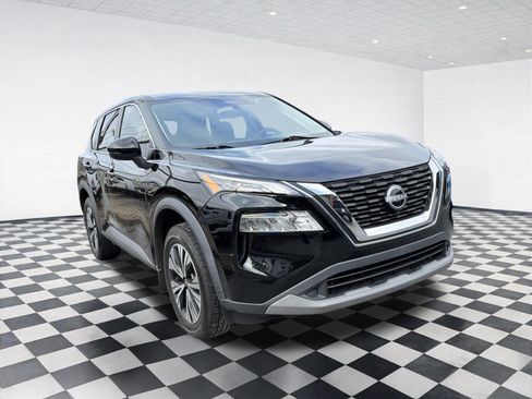 Used 2022 Nissan Rogue SV FWD image 3