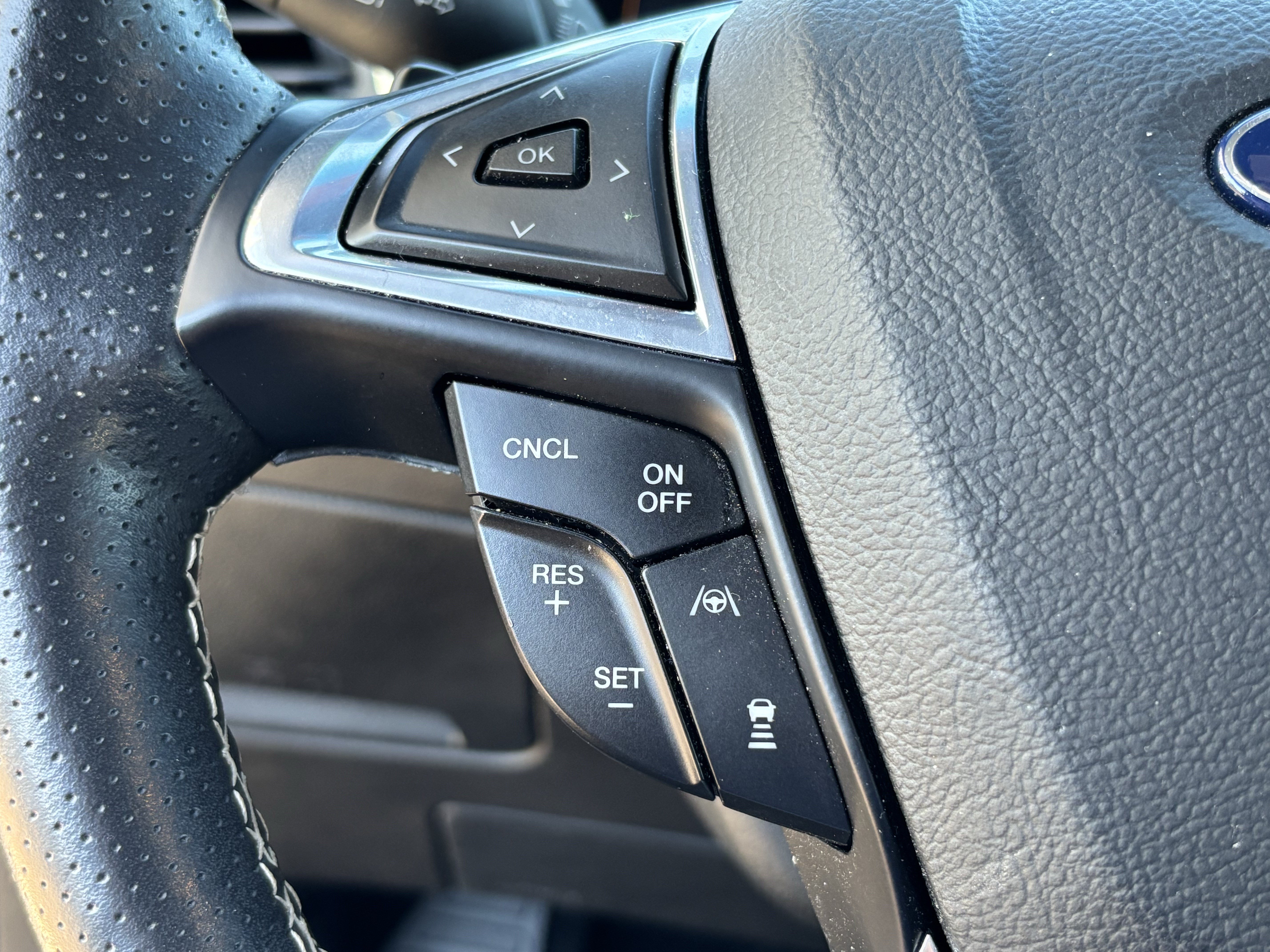 Used 2019 Ford Edge ST w/ Convenience Package AWD/4WD image 19