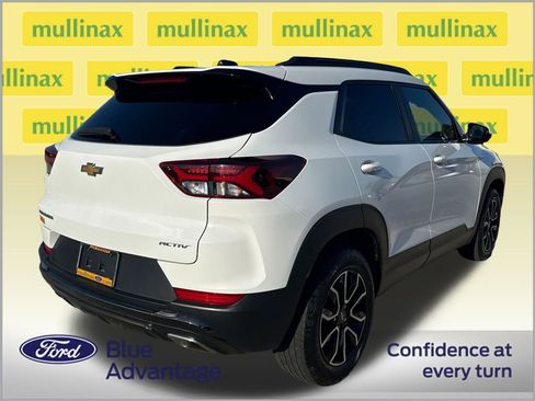Used 2023 Chevrolet TrailBlazer ACTIV w/ Convenience Package FWD image 4