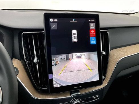New 2026 Volvo XC60 B5 Core AWD/4WD image 19