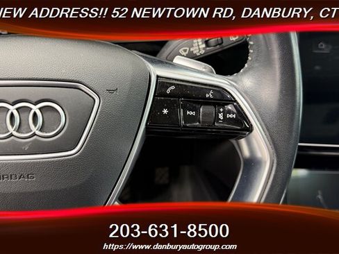 Used 2021 Audi e-tron Premium w/ Convenience Plus Package AWD/4WD image 21